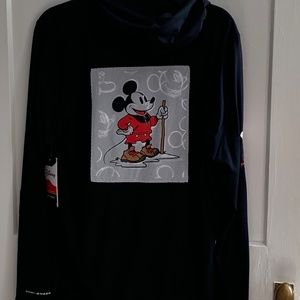 Columbia Omni-Shade Tech Trial Energy Popover Featuring Mickey Mouse